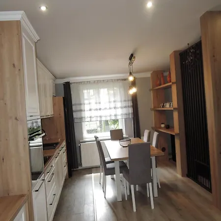 House In By Nowogardzkie بيت للعطل